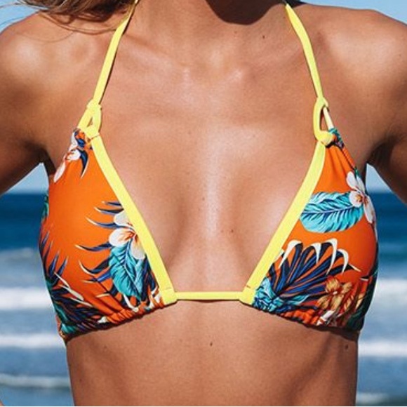 KAMONI TROPICAL PRINT TRIANGLE TOP NWT SIZE S - Picture 2 of 7